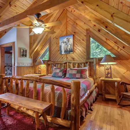 Buckhorn Villa Гетлинбург Екстериор снимка