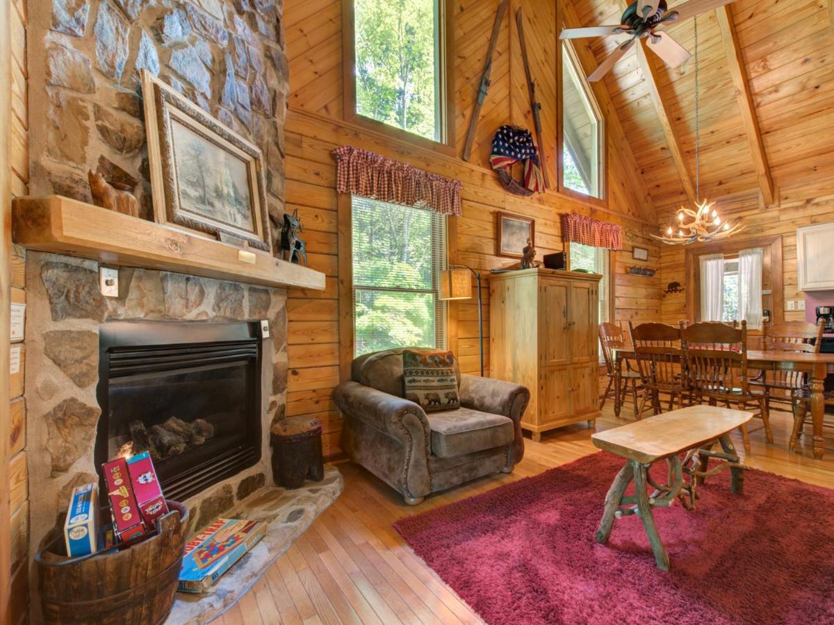 Buckhorn Villa Гетлинбург Екстериор снимка